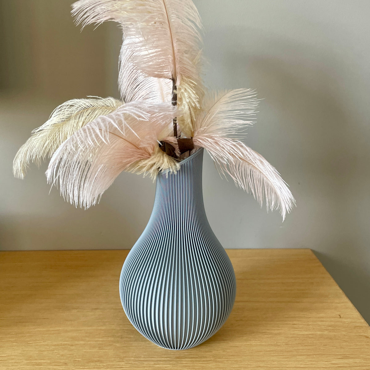 Ribbel Vaas | Minimalistisch Design | 17 cm