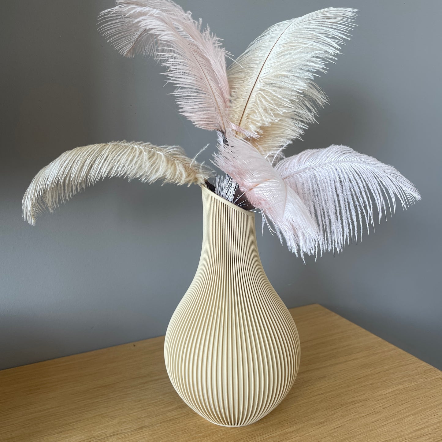 Ribbel Vaas | Minimalistisch Design | 17 cm