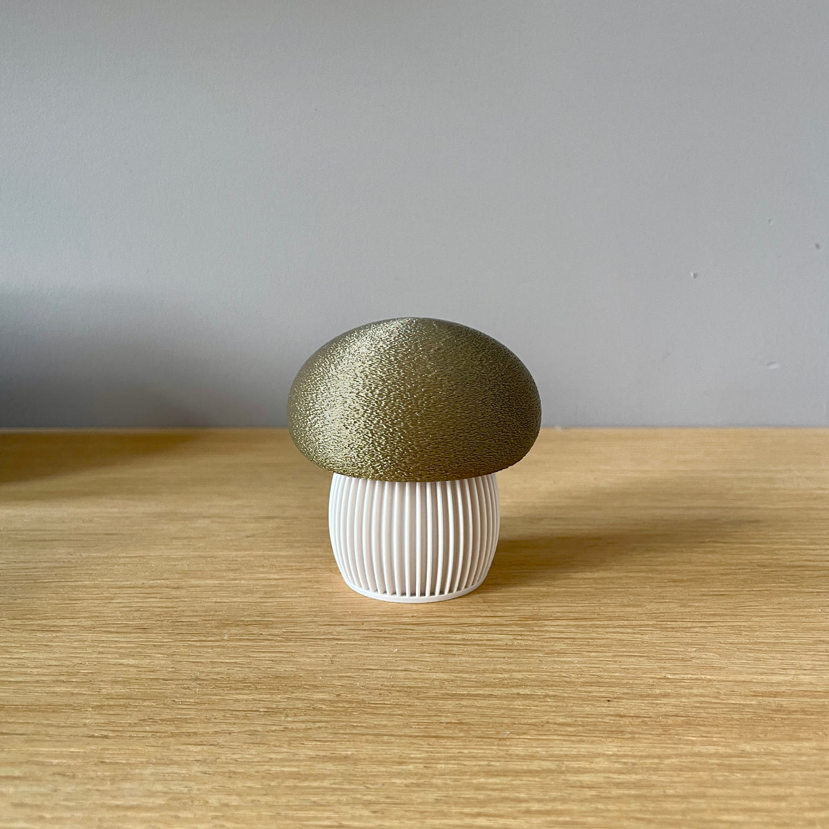 Geribbelde Paddenstoelen | Rustige Herfstdecoratie | Maat S of M
